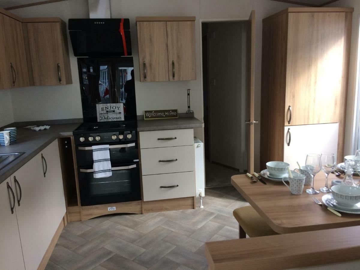 Hastings Holiday Home At Fairlight Lodge Beauport Holiday Park St Leonards-on-Sea Dış mekan fotoğraf